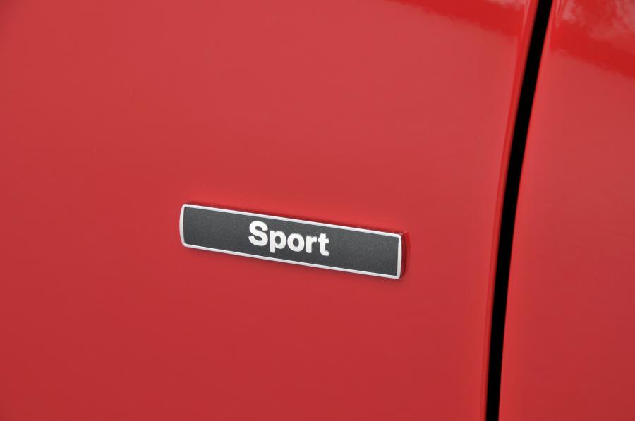  BMW 118i Sport Line 2011 года  (фото 22 из 185)